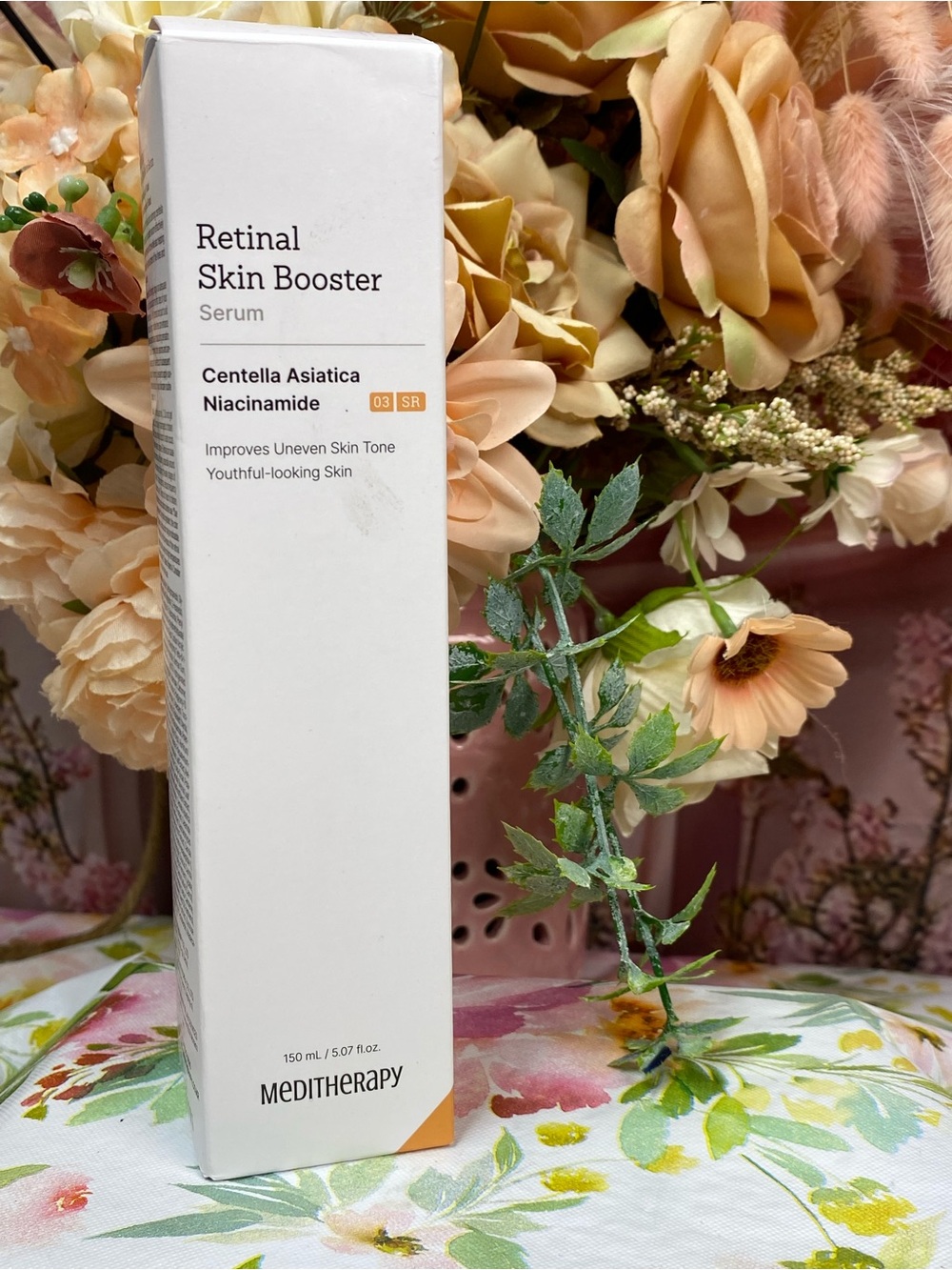 Retinal Skin Booster Serum - White